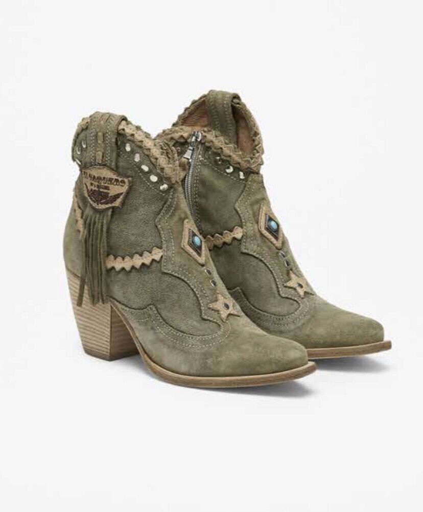 Violet Silverstone Olive